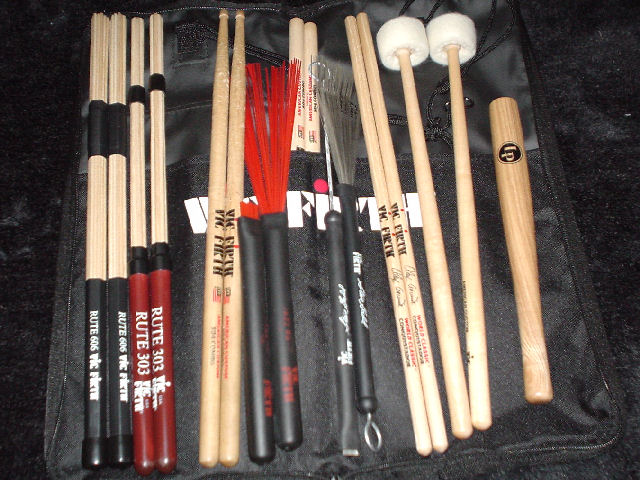 Sticks , Rute & Brushes